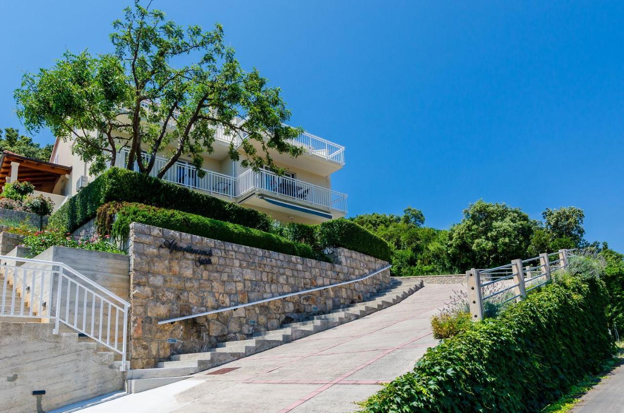Apartments Sara مولونات المظهر الخارجي الصورة
